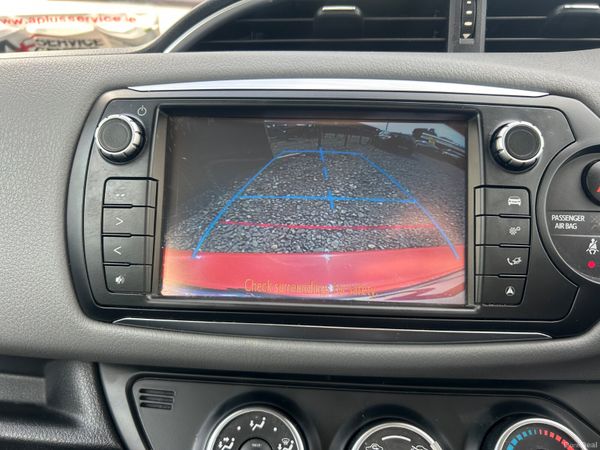 Toyota Yaris 1.0 Terra 2015 385674403