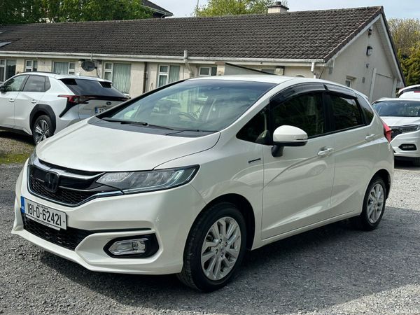 HONDA FIT 2018 77000 KM LEATHER TOPSPECS 385676407