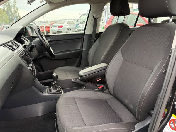 2014 Skoda Rapid 1.2 TSI Ambition Nct 02/27 385679781