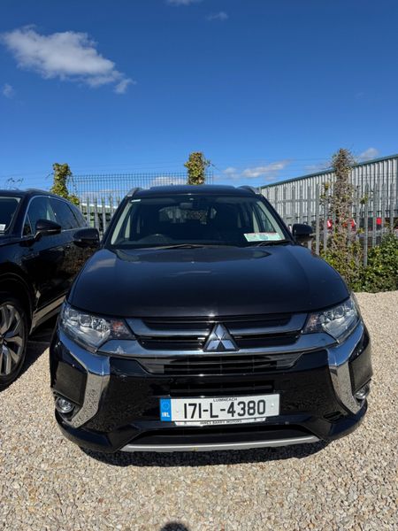 Mitsubishi Outlander 2017 hybrid 385603975