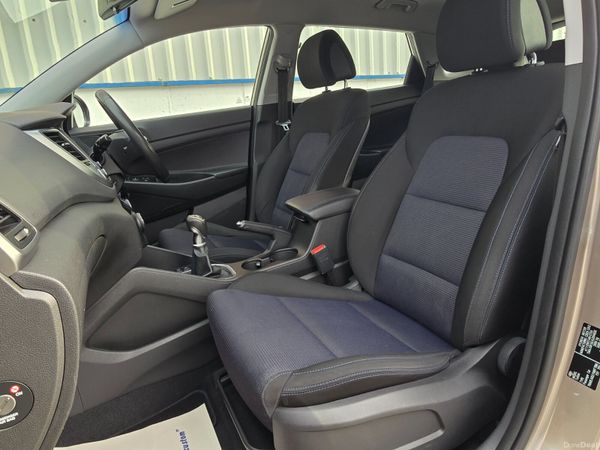 162* HYUNDAI TUCSON 1.7 CRDI SE NAV NICE SPEC 385614527