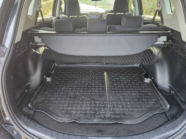 Toyota RAV4 2016 385615553