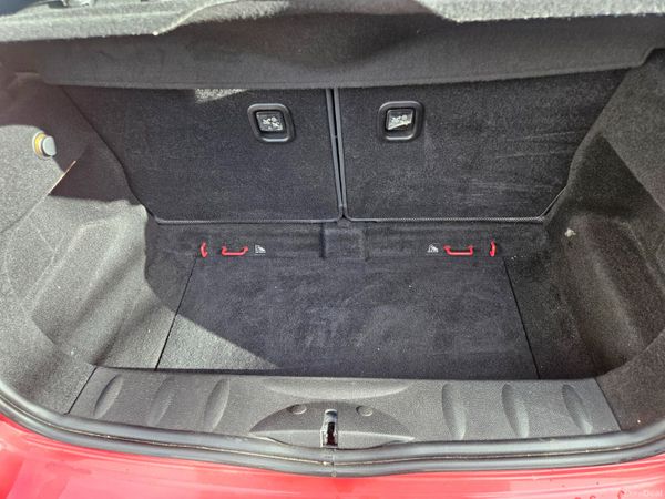 Mini Cooper DEC 2013 385634647