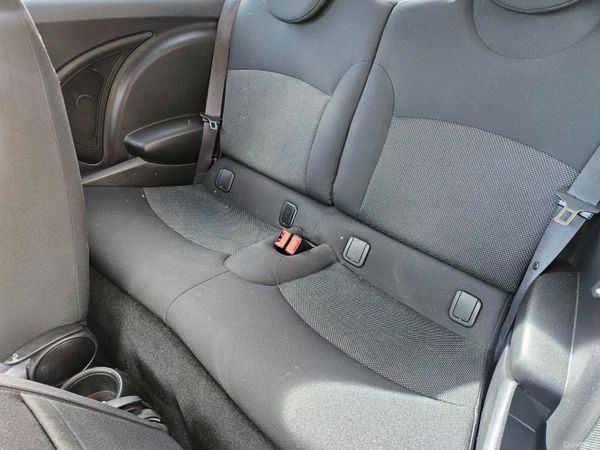 Mini Cooper DEC 2013 385634655