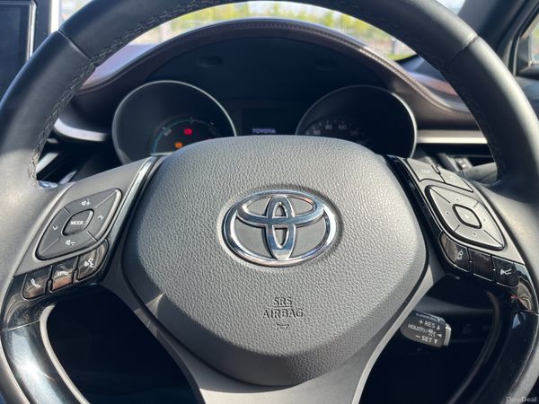 TOYOTA C-HR 2018, 1.8 HYBRID AUTO LOW KM HIGH SPEC 385741997