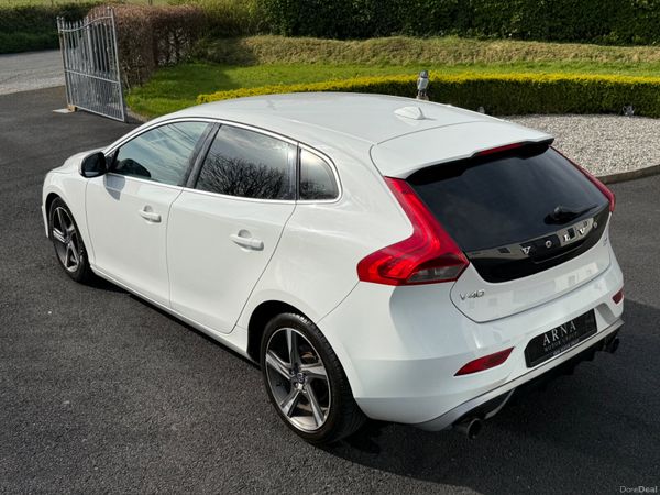 2014 Volvo V40 R-Design 385764087