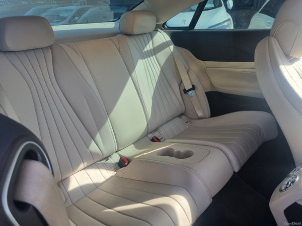 Mercedes-Benz E-Class 2018 385766121