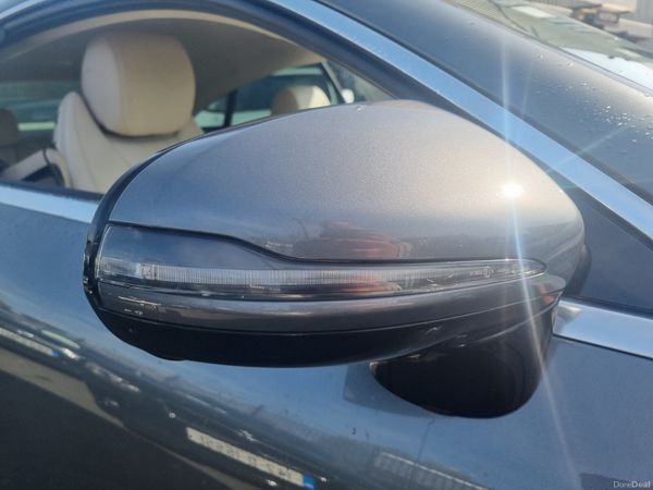 Mercedes-Benz E-Class 2018 385766123