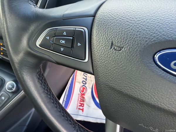 Ford Focus 1.5 TDCI 385712113