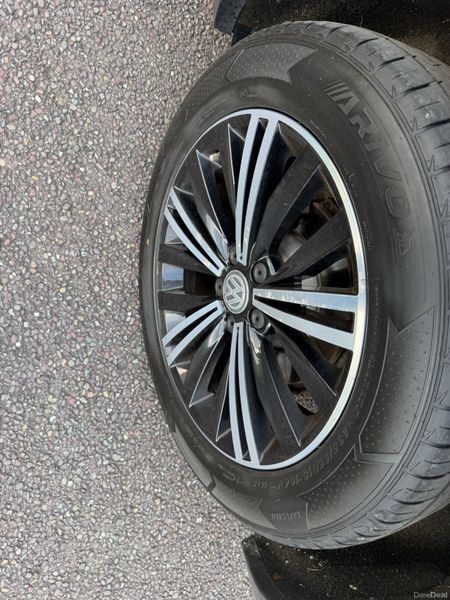 Volkswagen Tiguan 2.0 150 BHP 4 WD 385712475