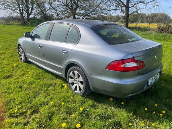 Skoda Superb 2012 Trade Sale 385734809
