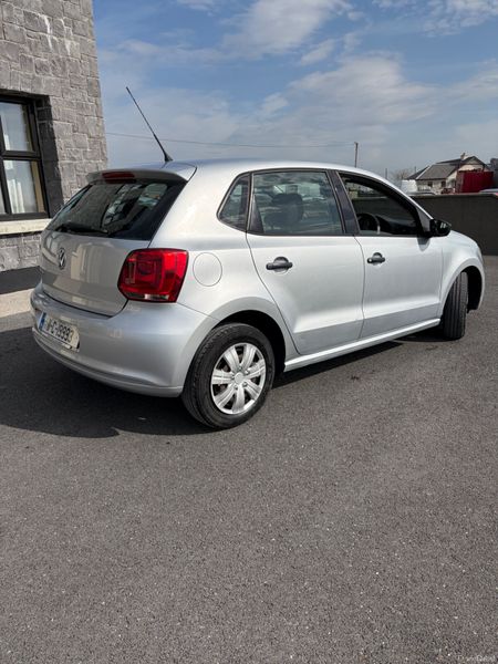 Volkswagen Polo 2011 385735501