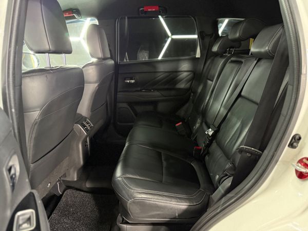 ◼️2019 MITSUBISHI OUTLANDER INTENSE 2.4 PHEV◼️ 385813495