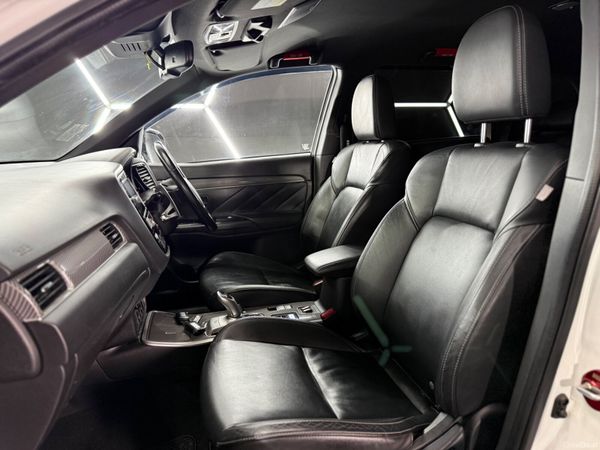 ◼️2019 MITSUBISHI OUTLANDER INTENSE 2.4 PHEV◼️ 385813545