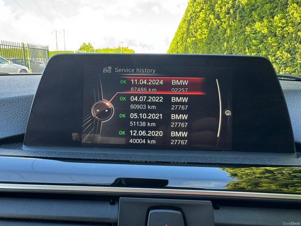 BMW 318 D 2017 SPORT AUTO MASSIVE SPEC 385814027