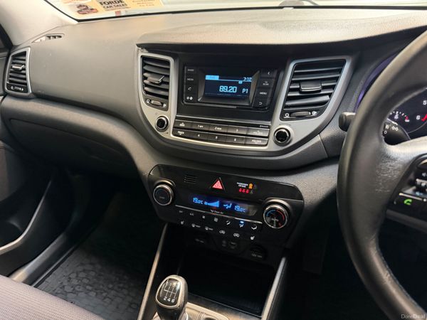 2016 HYUNDAI  TUCSON 385816539