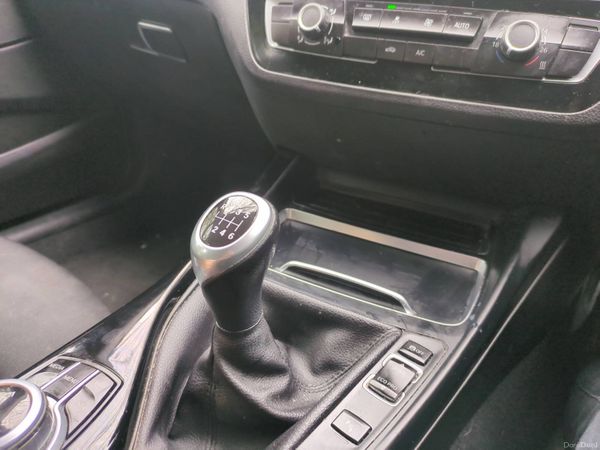 2018 BMW 218D 385948857