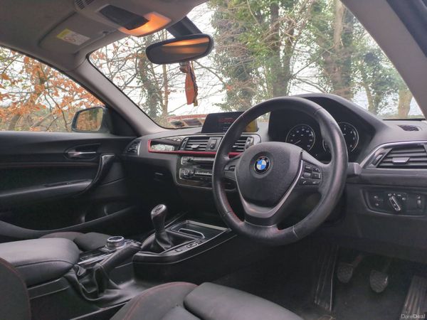 2018 BMW 218D 385948863