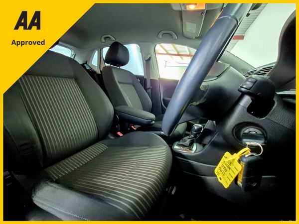 💥2013 Volkswagen Polo High-Line💥(Low Km's+Auto) 385957351