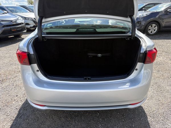 Toyota Avensis 385909617