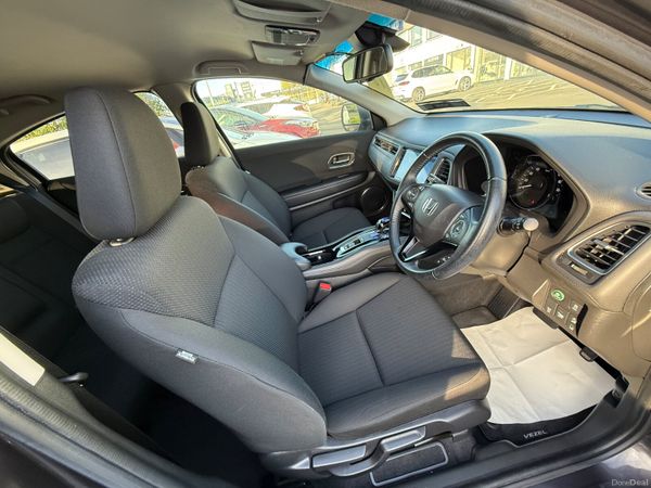 2017 Honda HR-V(VEZEL) 1.5 Hybrid Automatic 385913921