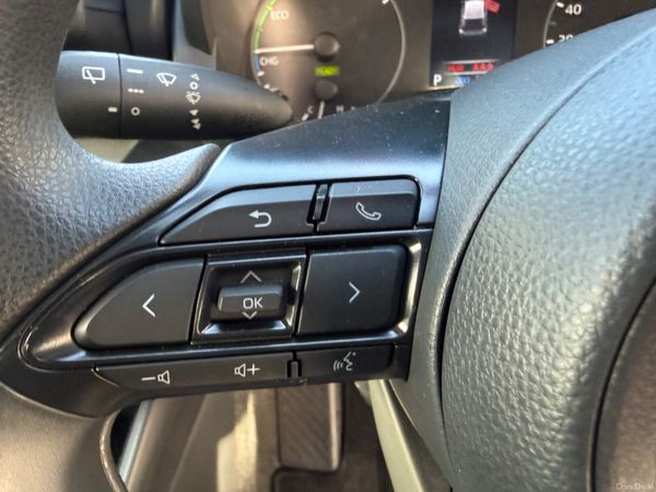 Toyota Yaris 2022 385916467