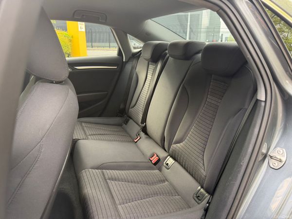 Audi A3 1.6 TDI Sport 385932973