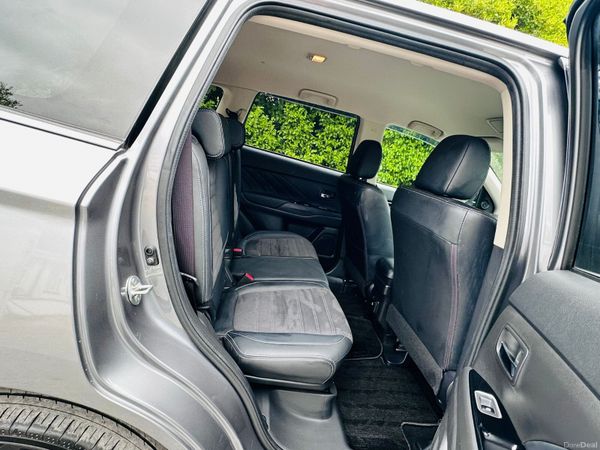 Mitsubishi Outlander 2018 Plug In Hybrid 386074059