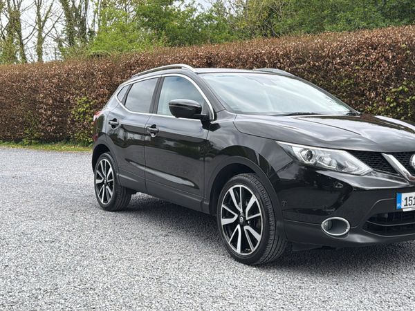 Nissan Qashqai 2015 DCI  SVE LOW Mileage 386078993