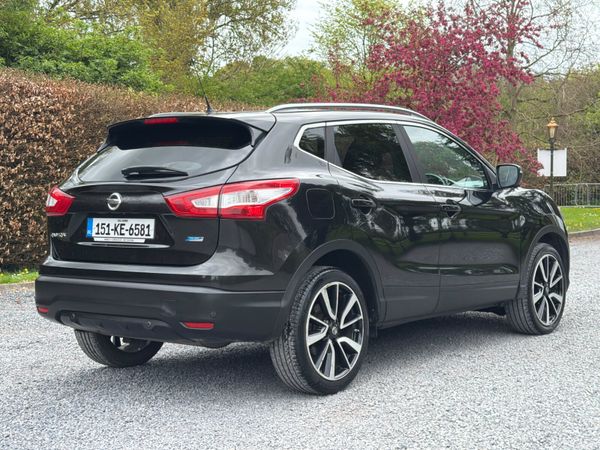 Nissan Qashqai 2015 DCI  SVE LOW Mileage 386078923
