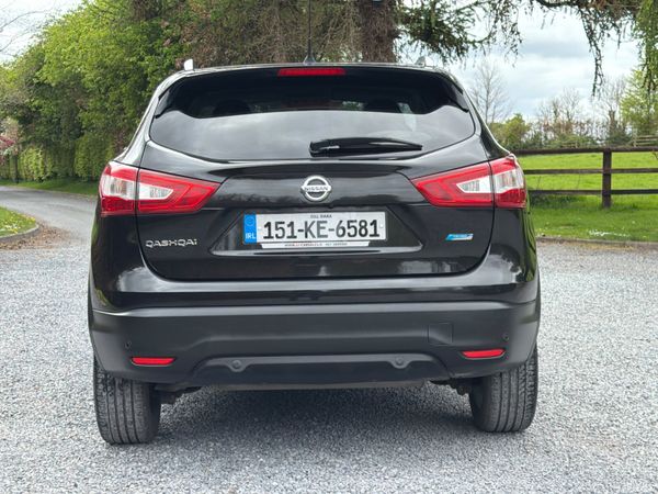 Nissan Qashqai 2015 DCI  SVE LOW Mileage 386078935