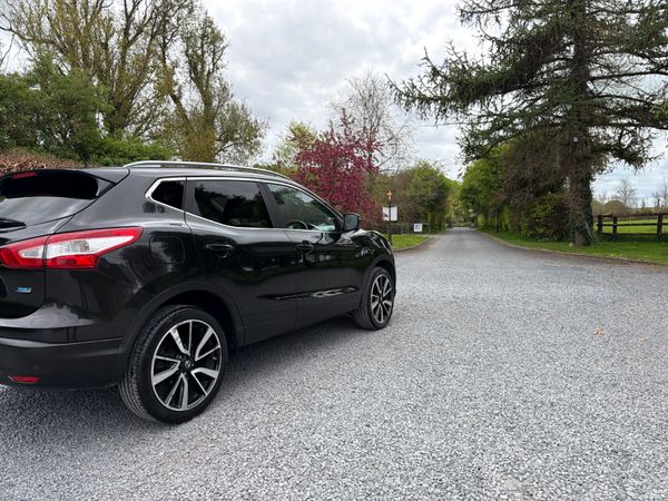 Nissan Qashqai 2015 DCI  SVE LOW Mileage 386079001