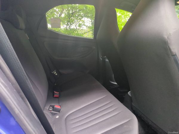 2021 Toyota Yaris X 4wd * lows kms* long NCT 386083619