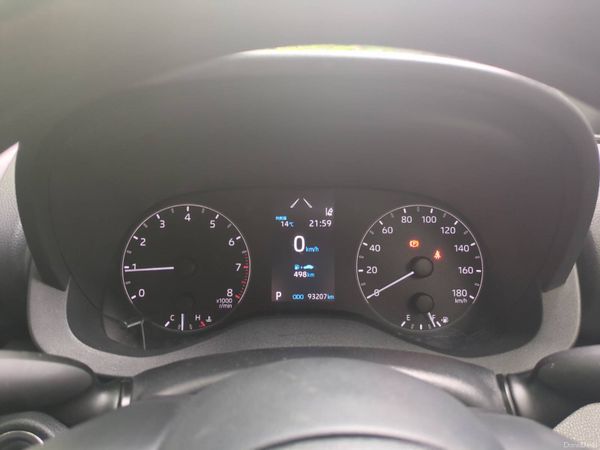 2021 Toyota Yaris X 4wd * lows kms* long NCT 386083629