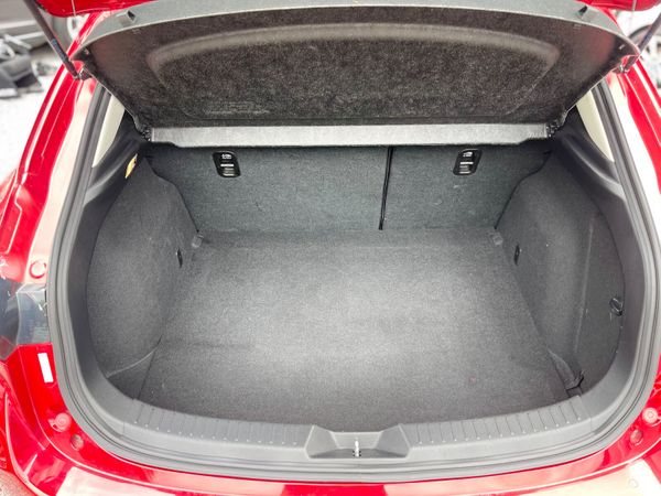 18 Mazda 3 2.2 Skyactiv-D GT Sport 386095773