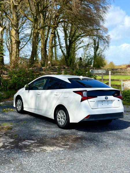 Toyota Prius 2021 386143711