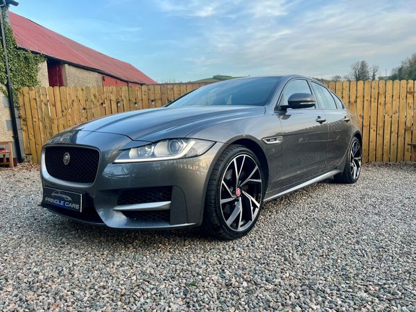 Jaguar XF 2018 386144437