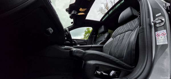 🔥 2019 BMW 740e M-sport Mega Spec Low Mileage 386152667