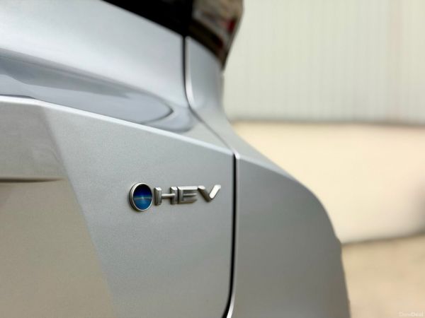 242 Toyota C-HR Sport + 122 BHP 386166137