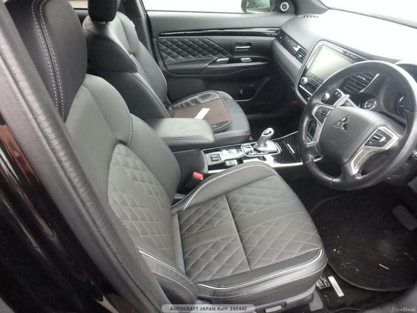 2021 Outlander Phev Automatic  Coming Soon! 386187105