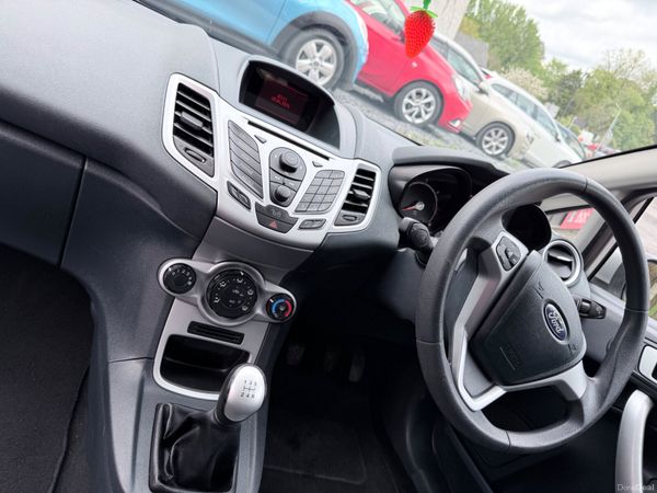 Ford Fiesta 1.4 TDCI NCT 386190097