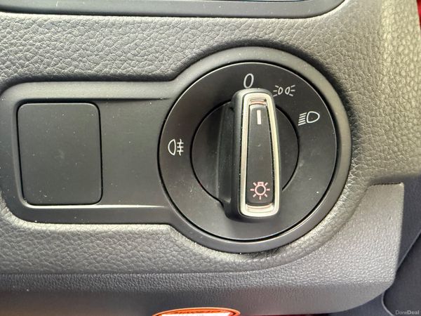 2015 Volkswagen Polo 1.2 Automatic,Petrol 386138233