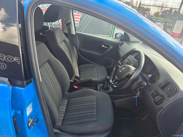 Volkswagen Polo 2017 386255077