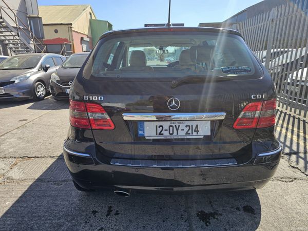Mercedes-Benz B-Class 2012 (Good milage) 386261647