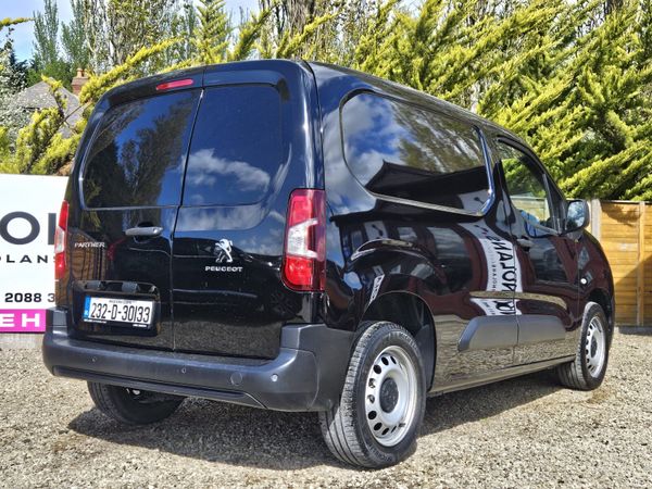 2023 PEUGEOT PARTNER 3 SEATS  WITH ONLY 32KLMS  A 386285065