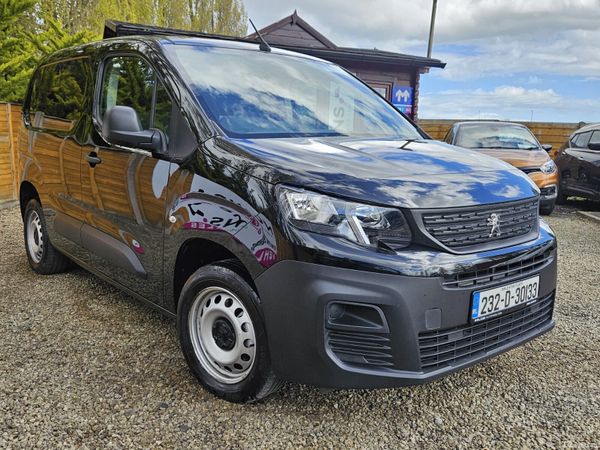 2023 PEUGEOT PARTNER 3 SEATS  WITH ONLY 32KLMS  A 386285073