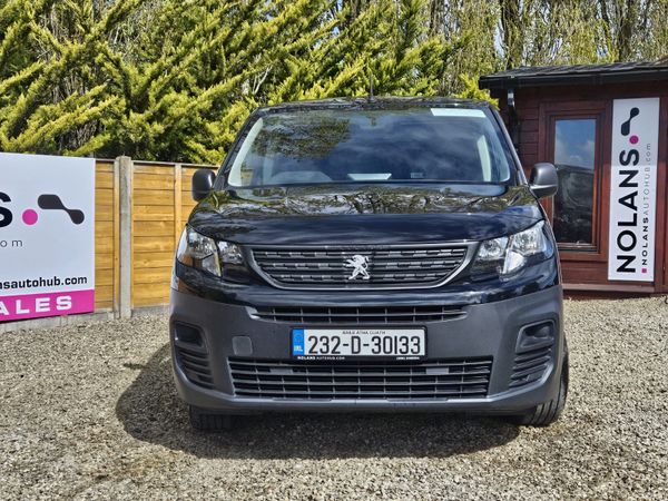 2023 PEUGEOT PARTNER 3 SEATS  WITH ONLY 32KLMS  A 386285083