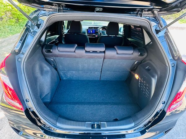 HONDA FIT 2019 S-SENSING EDITION TOP-SPECS 386290219