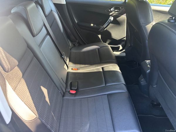 Peugeot 2008 2015 386297655