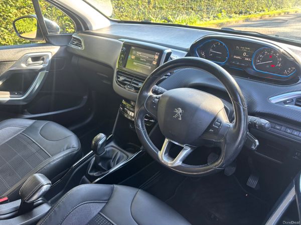 Peugeot 2008 2015 386297659